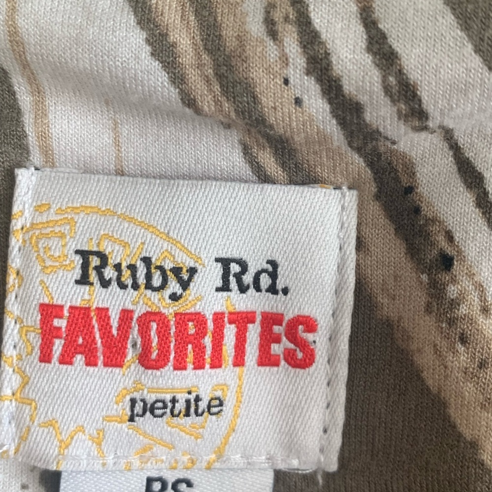 Ruby Rd. favorites Top - Picture 6 of 16